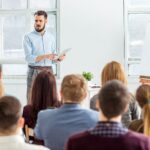 Dlaczego warto brać udział w warsztatach i szkoleniach?