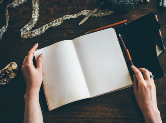 Notatnik z grawerem - pomysł na ekskluzywny prezent dla każdego