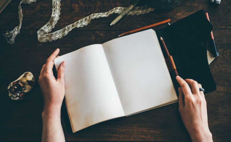 Notatnik z grawerem - pomysł na ekskluzywny prezent dla każdego