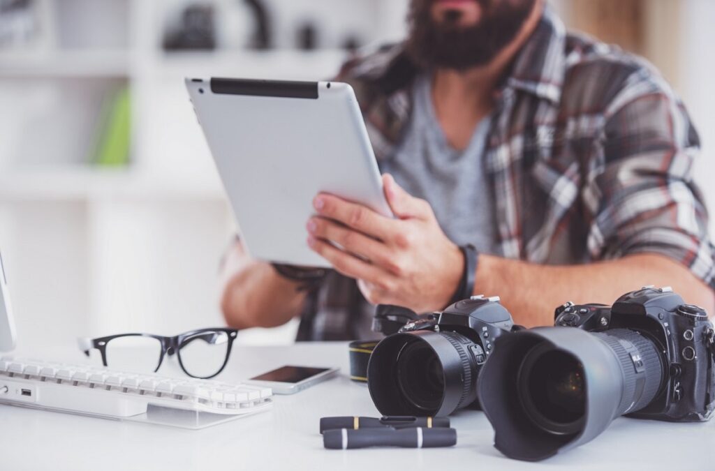 Co warto wiedzieć przed rezerwacją sesji fotograficznej w Krakowie?