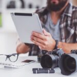 Co warto wiedzieć przed rezerwacją sesji fotograficznej w Krakowie?