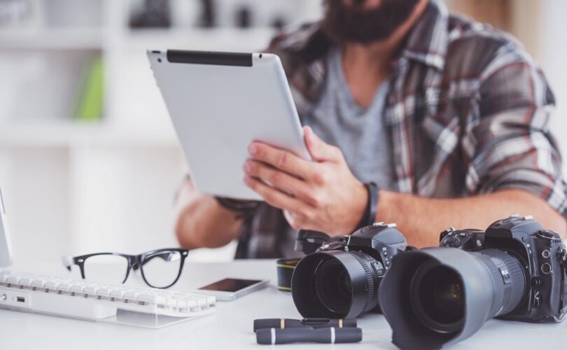 Co warto wiedzieć przed rezerwacją sesji fotograficznej w Krakowie?