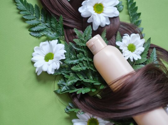 Naturalne składniki wpływające na piękno włosów