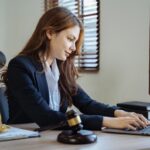 Skarga na przewlekłość postępowania sądowego – co daje i kiedy można ją złożyć?