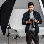 Klucz do doskonałych zdjęć: jak wybrać profesjonalnego fotografa na ważne wydarzenie?