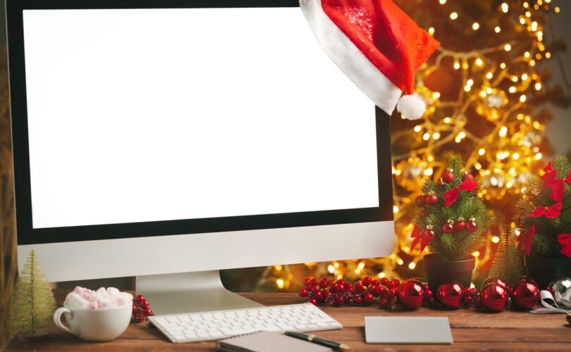 Pomysły na gadżety świąteczne z logo firmy – 2023